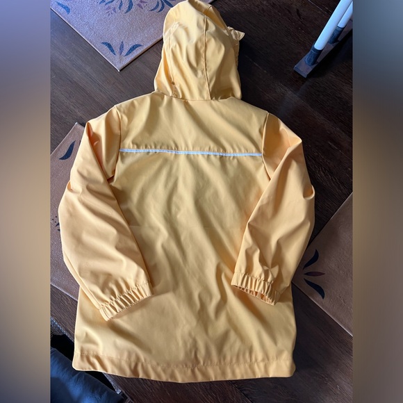 Like new Cat and Jack lined raincoat. size small - Picture 2 of 3